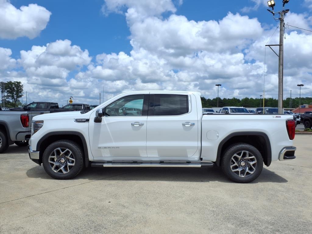 new 2025 GMC Sierra 1500 car, priced at $58,565