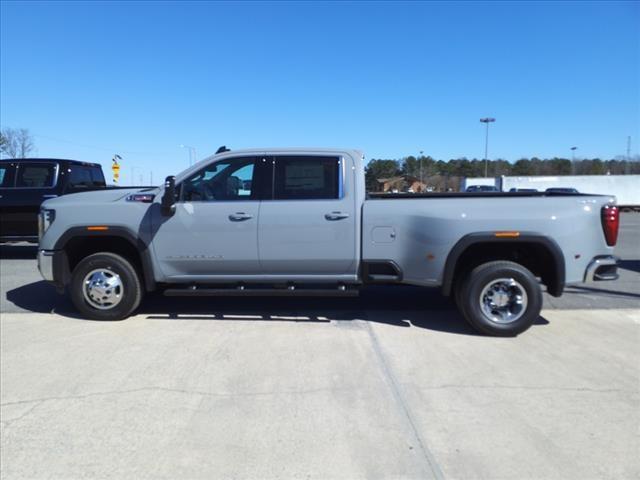 new 2025 GMC Sierra 3500 car, priced at $72,085