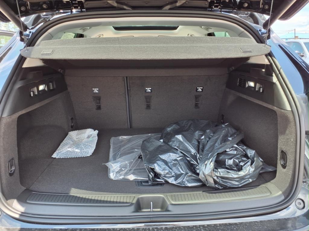 new 2025 Buick Envision car, priced at $41,235