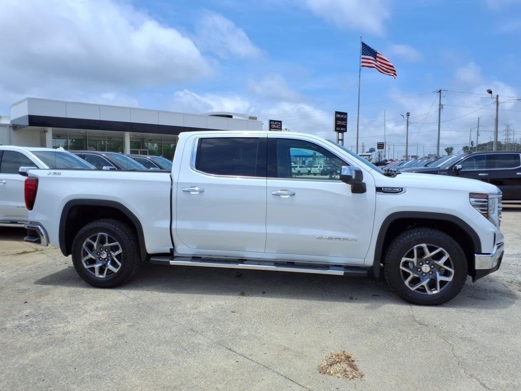 new 2025 GMC Sierra 1500 car, priced at $55,775