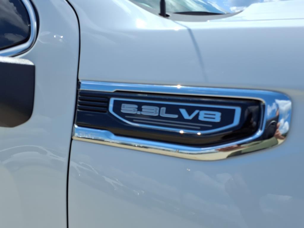 new 2025 GMC Sierra 1500 car, priced at $55,575