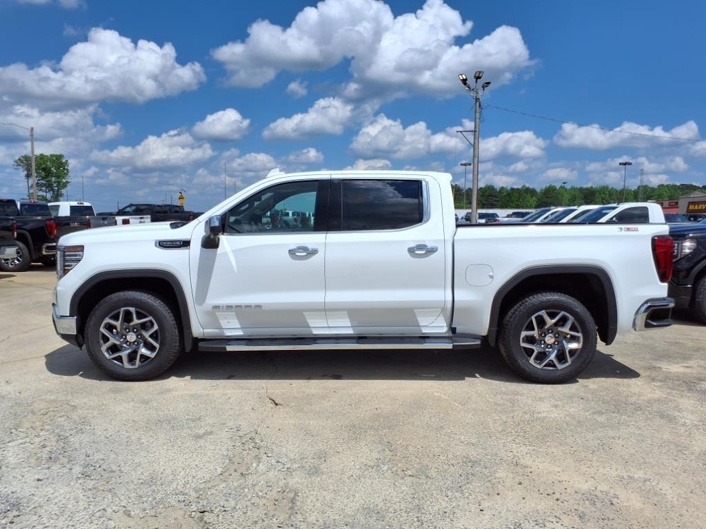 new 2025 GMC Sierra 1500 car, priced at $55,575