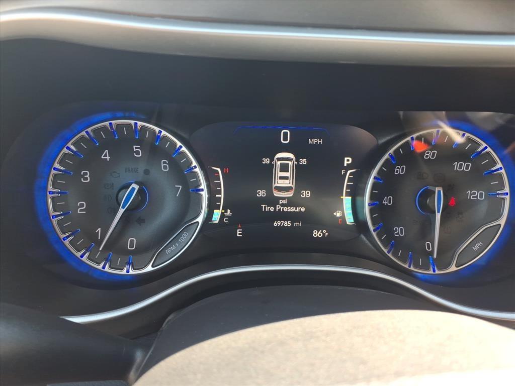 used 2024 Chrysler Pacifica car, priced at $30,988