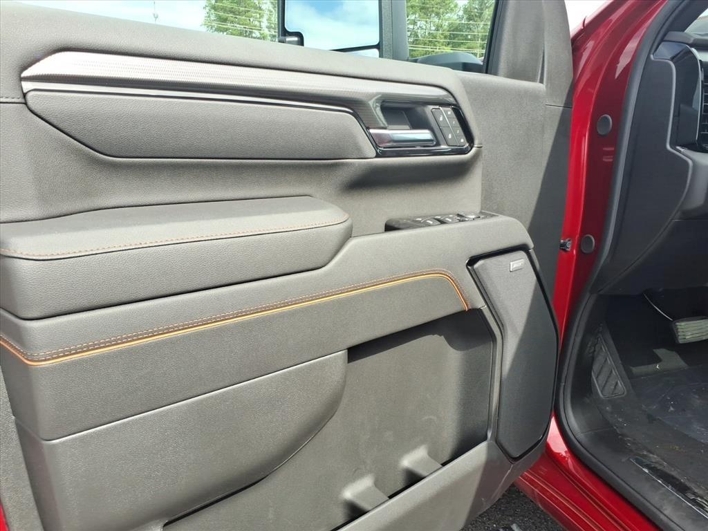 new 2026 GMC Sierra 2500 car, priced at $84,336