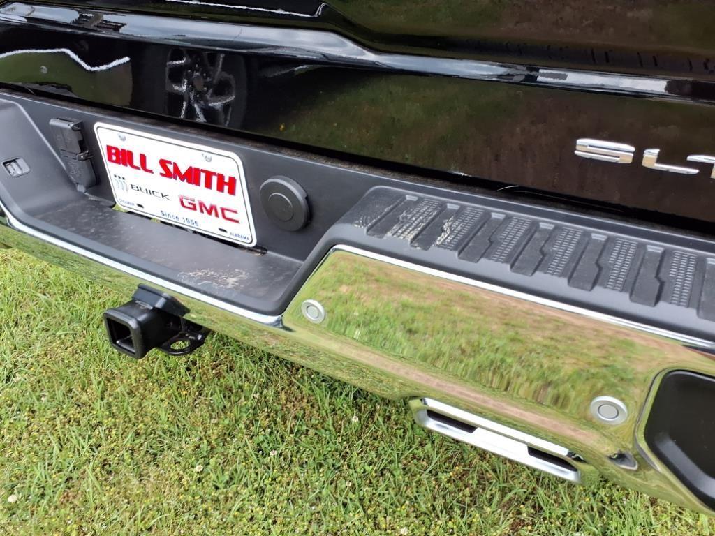 new 2025 GMC Sierra 1500 car, priced at $56,070