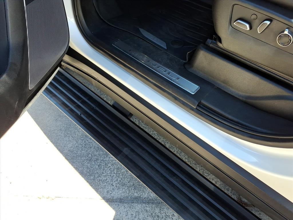 used 2023 GMC Yukon XL car, priced at $68,987