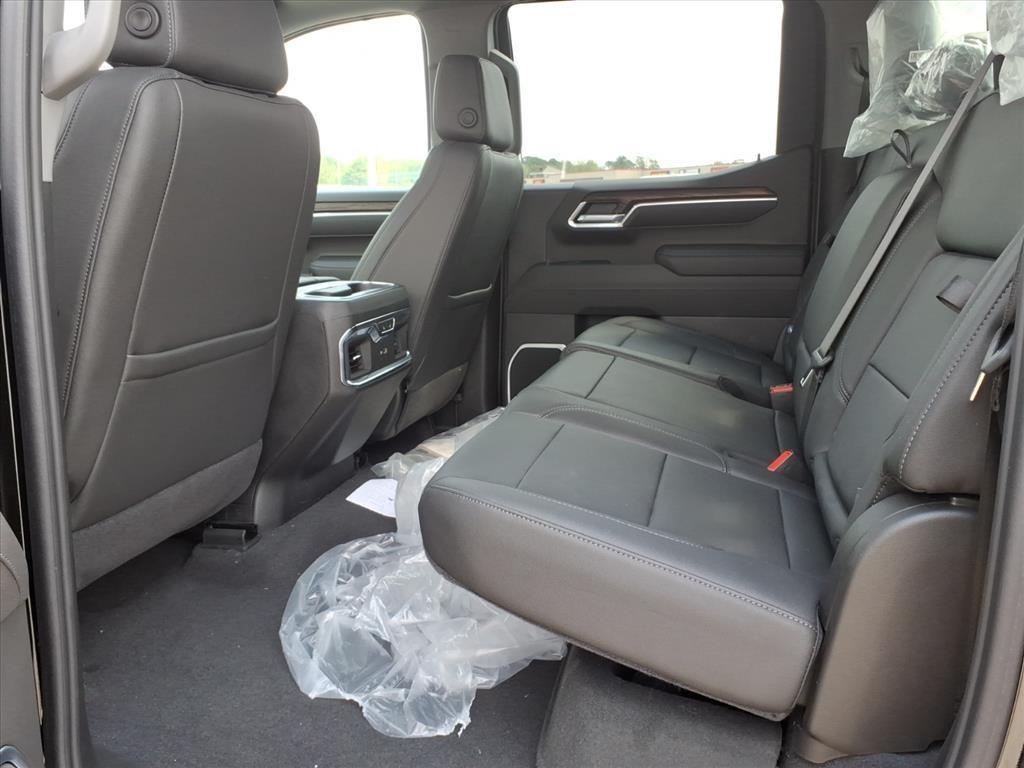 new 2025 GMC Sierra 1500 car, priced at $55,270