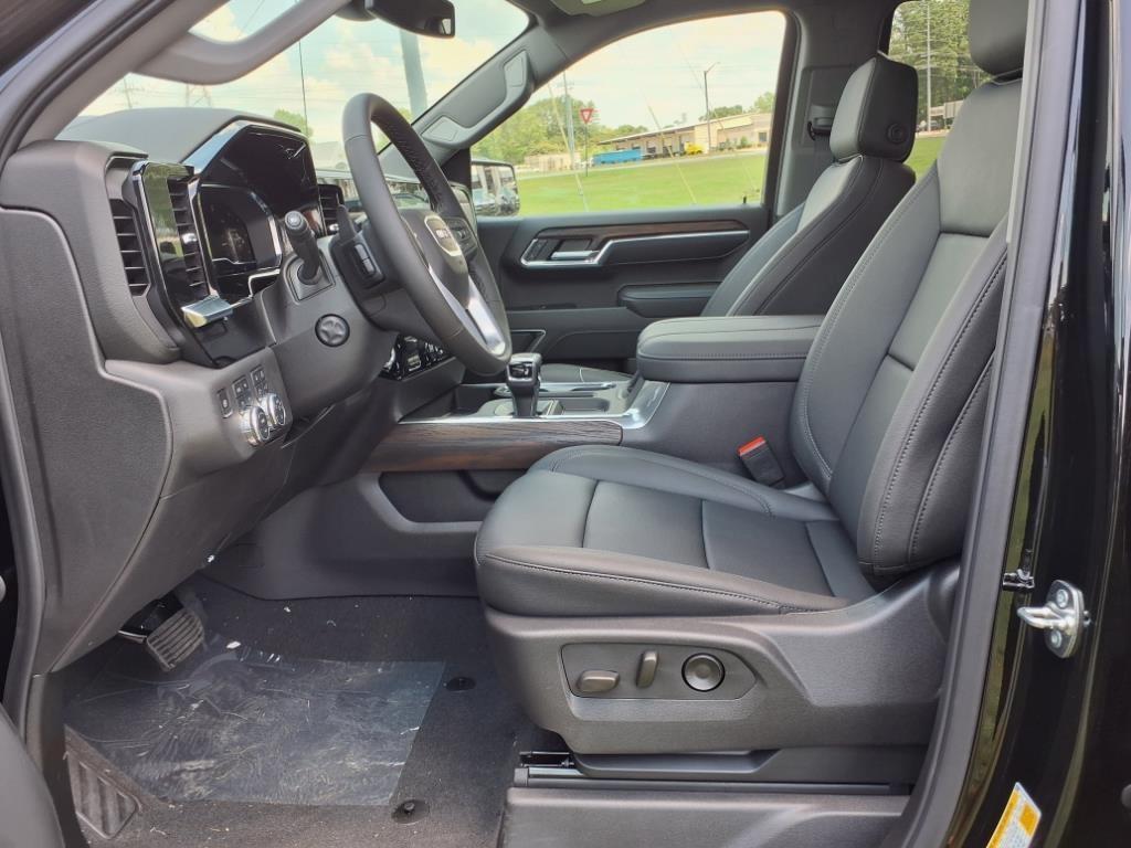 new 2025 GMC Sierra 1500 car, priced at $55,770