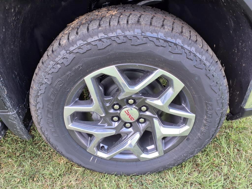 new 2025 GMC Sierra 1500 car, priced at $55,770