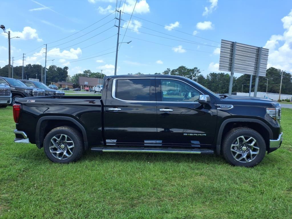 new 2025 GMC Sierra 1500 car, priced at $55,770