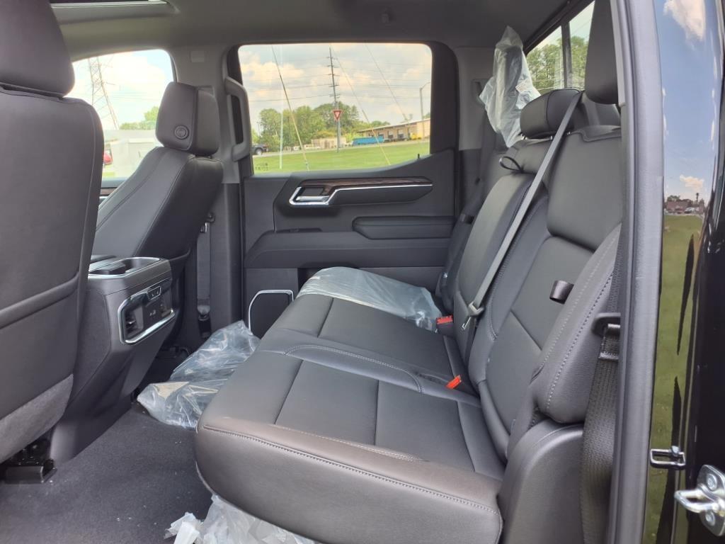 new 2025 GMC Sierra 1500 car