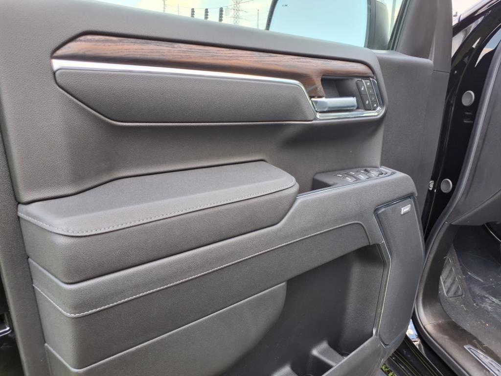 new 2025 GMC Sierra 1500 car