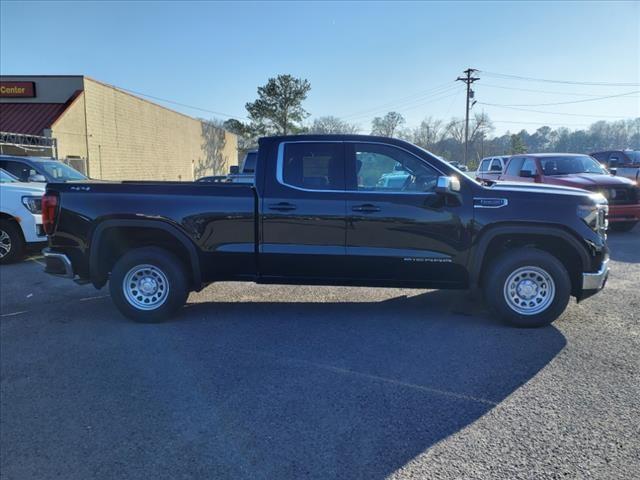 new 2025 GMC Sierra 1500 car, priced at $47,290