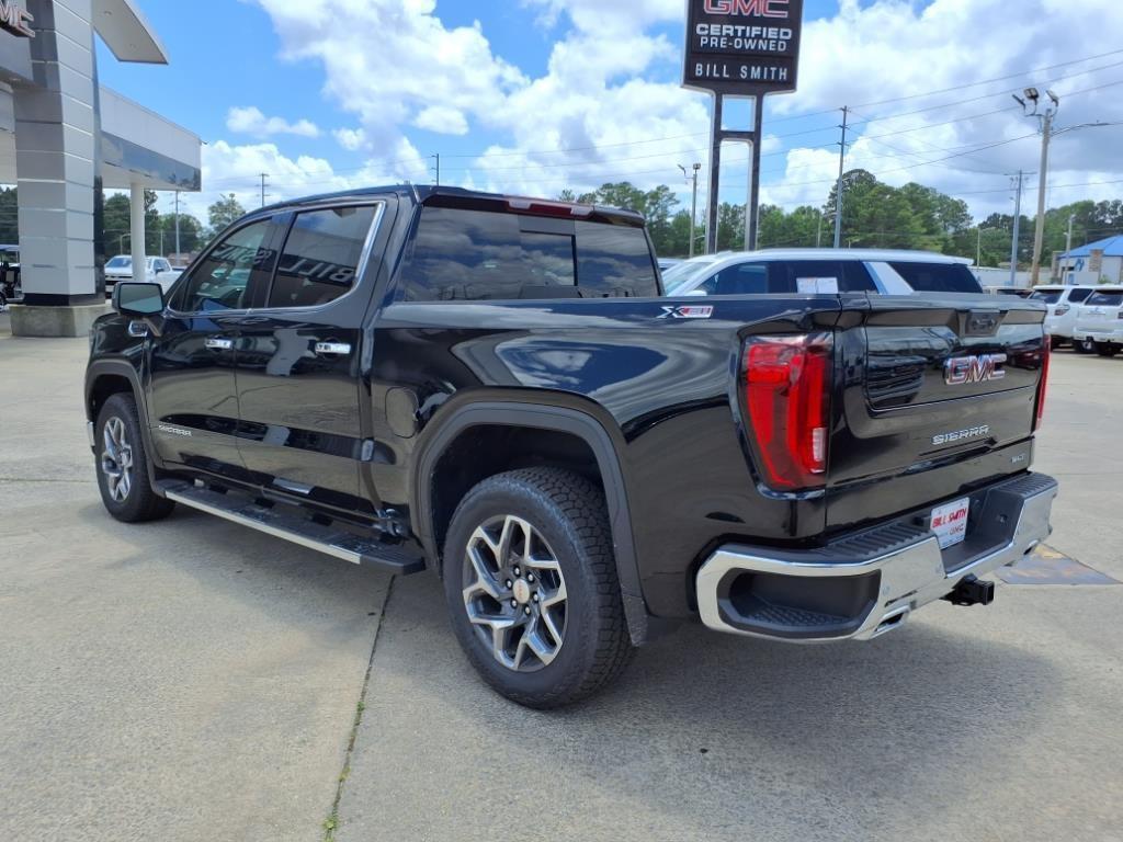 new 2025 GMC Sierra 1500 car, priced at $56,270