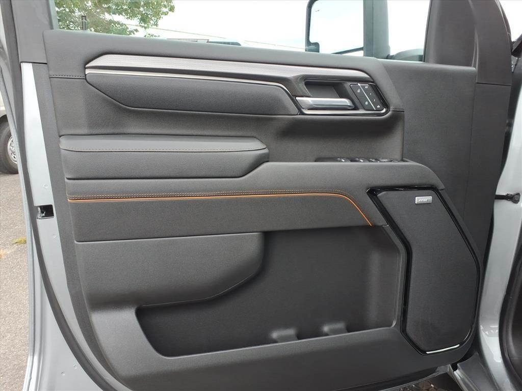 new 2025 GMC Sierra 2500 car, priced at $81,255