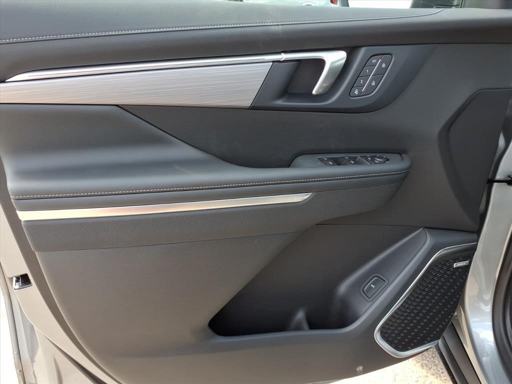 new 2026 Buick Enclave car, priced at $47,957