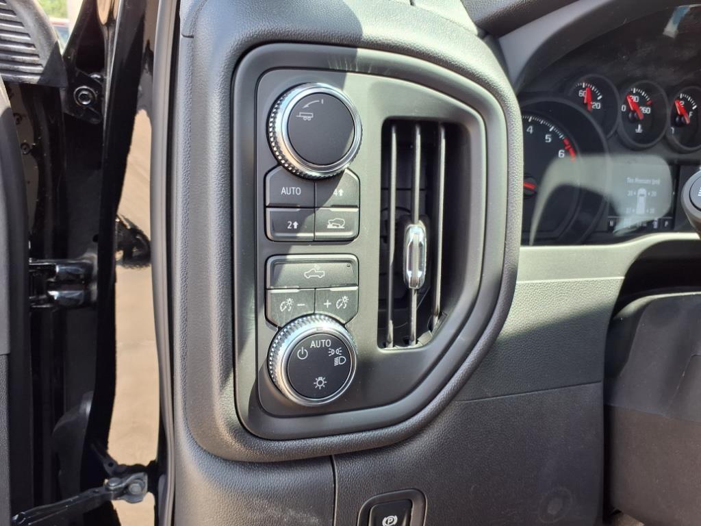 new 2025 GMC Sierra 1500 car, priced at $36,425