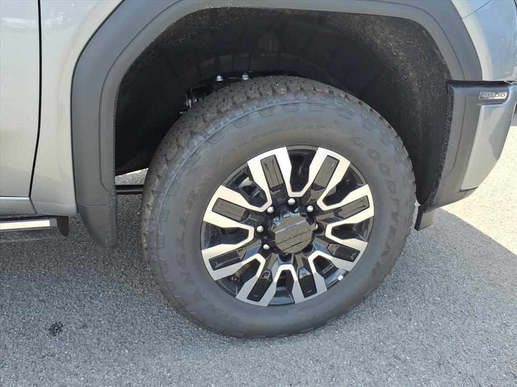 new 2025 GMC Sierra 2500 car, priced at $86,530