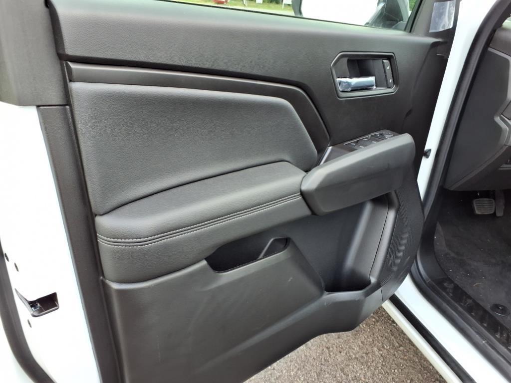 new 2025 GMC Canyon car, priced at $47,175