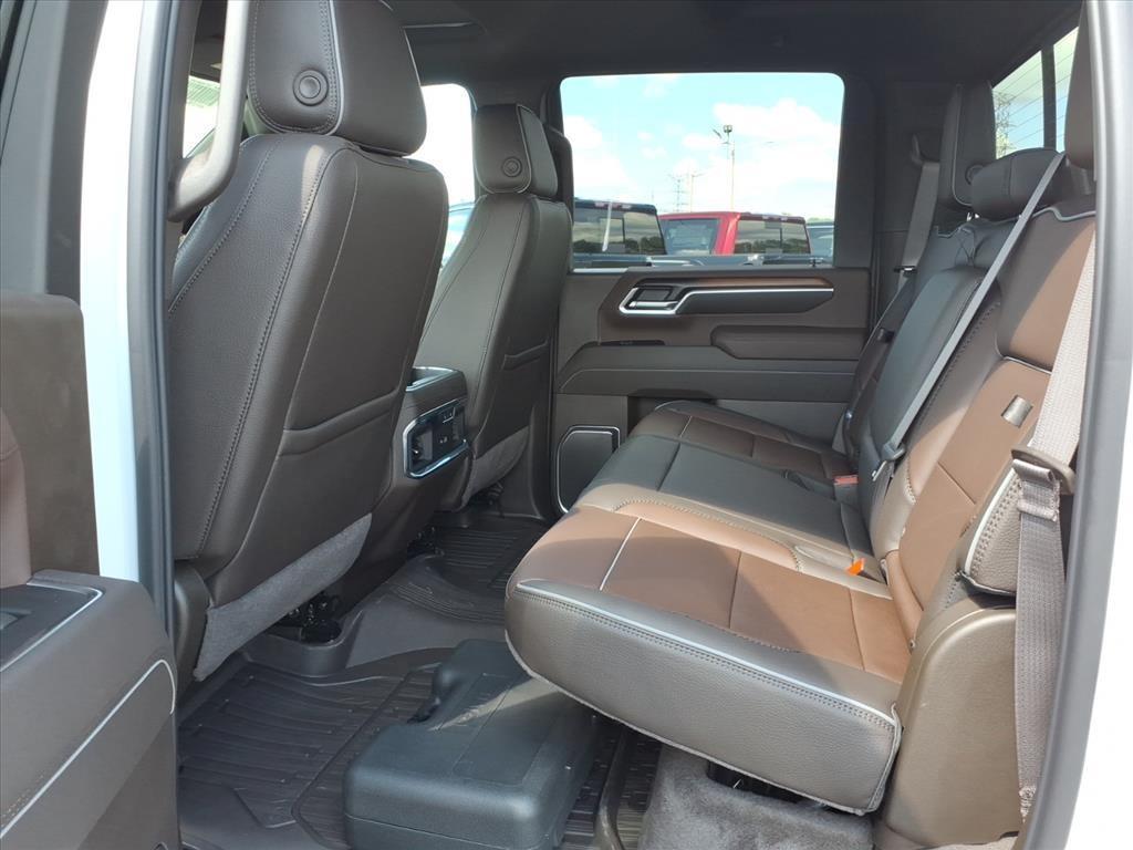 new 2026 GMC Sierra 2500 car, priced at $85,699