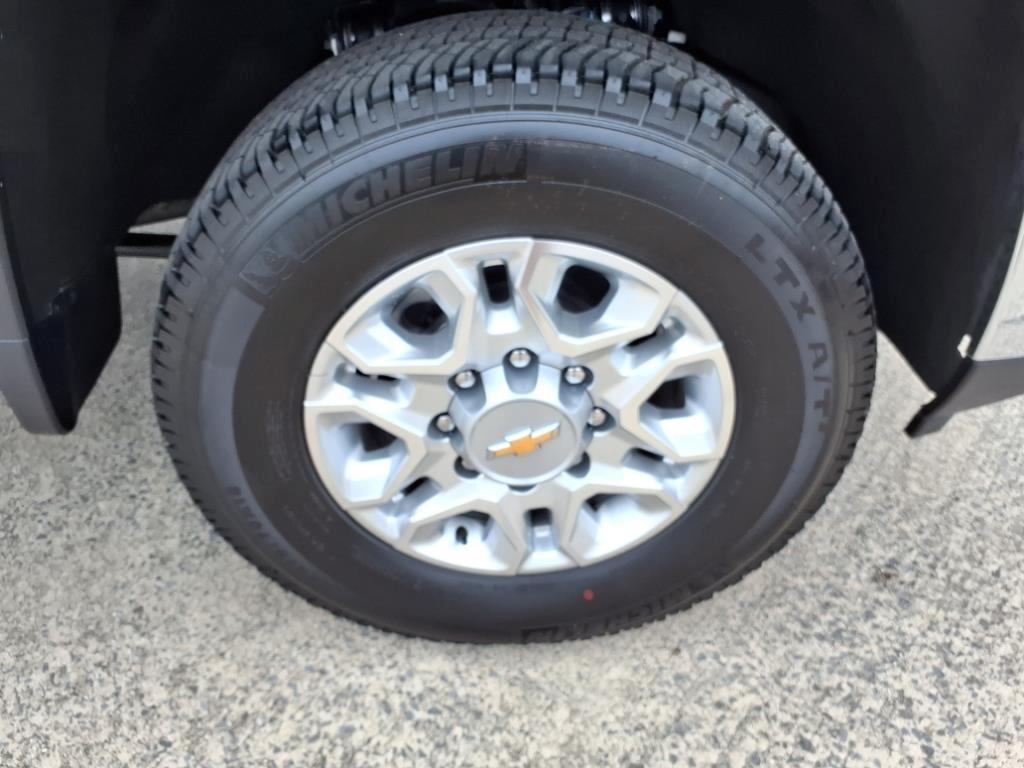 used 2025 Chevrolet Silverado 2500 car, priced at $53,987