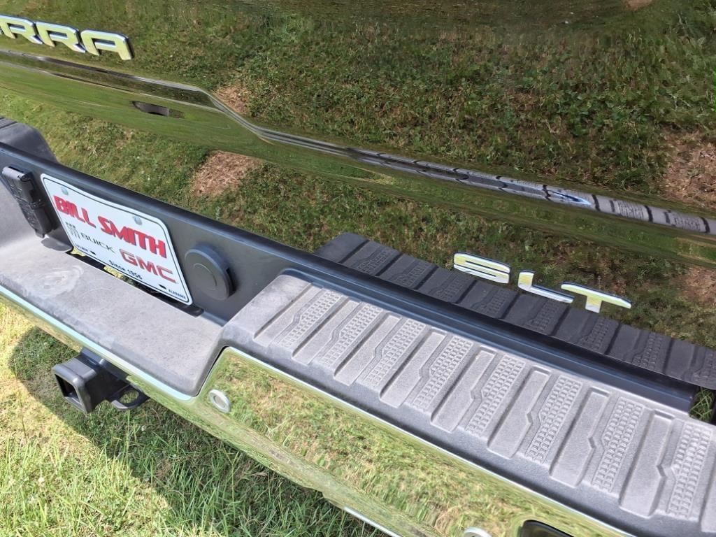 new 2025 GMC Sierra 1500 car, priced at $56,560