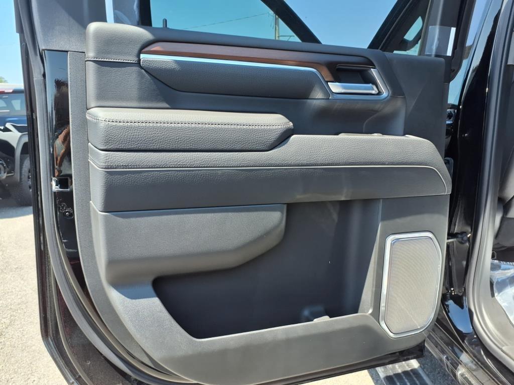 new 2025 GMC Sierra 2500 car, priced at $79,460