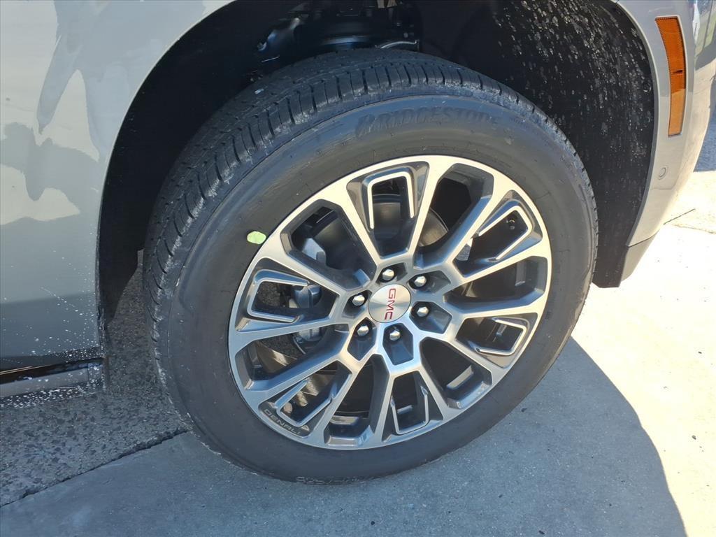 new 2026 GMC Yukon XL car, priced at $95,845