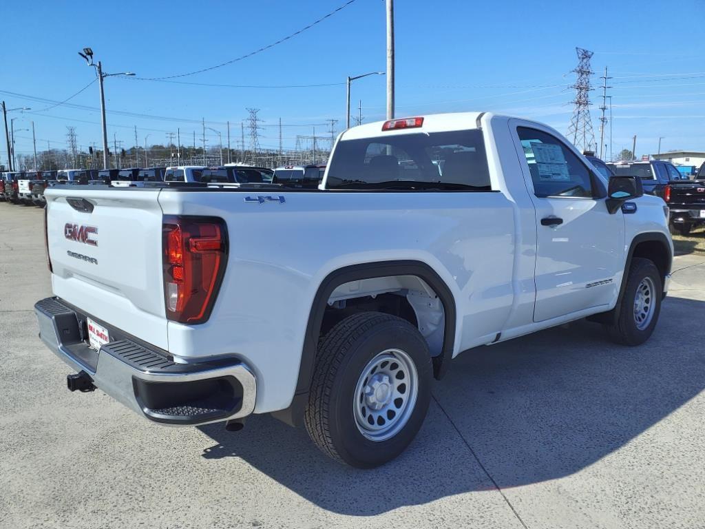 new 2025 GMC Sierra 1500 car, priced at $34,655