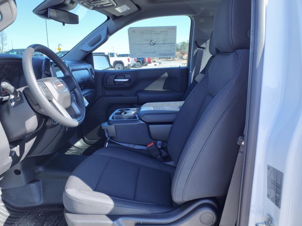 new 2025 GMC Sierra 1500 car, priced at $34,655