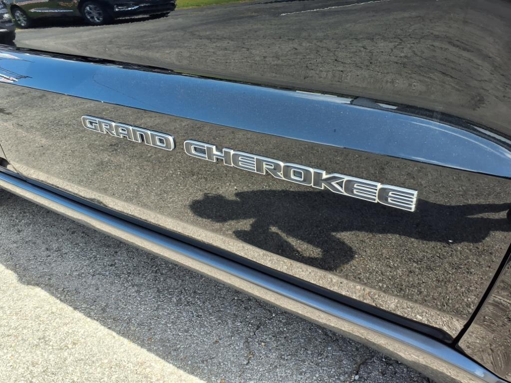 used 2018 Jeep Grand Cherokee car, priced at $18,987
