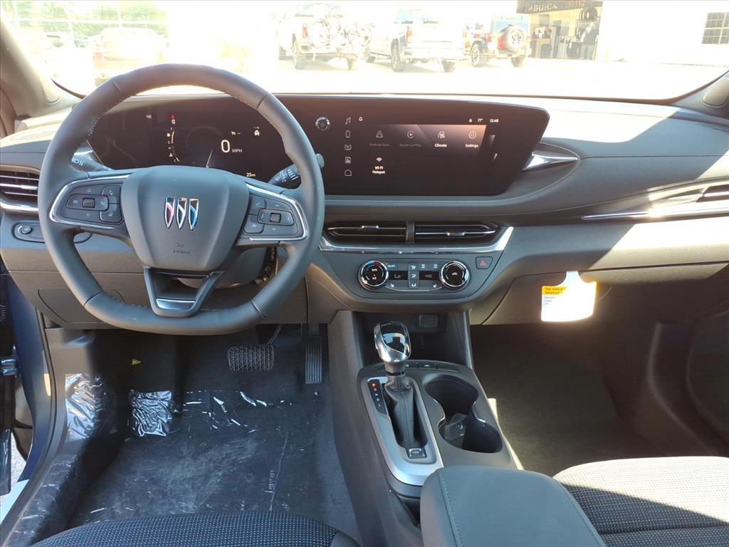 new 2025 Buick Envista car