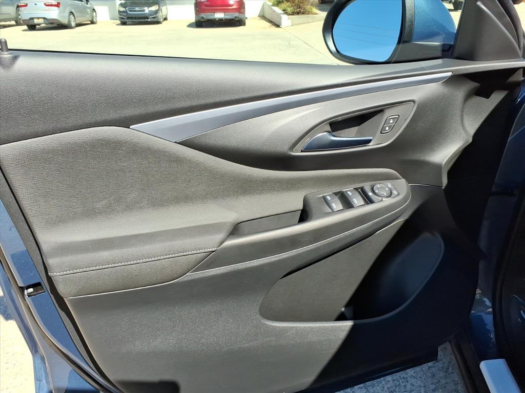 new 2025 Buick Envista car