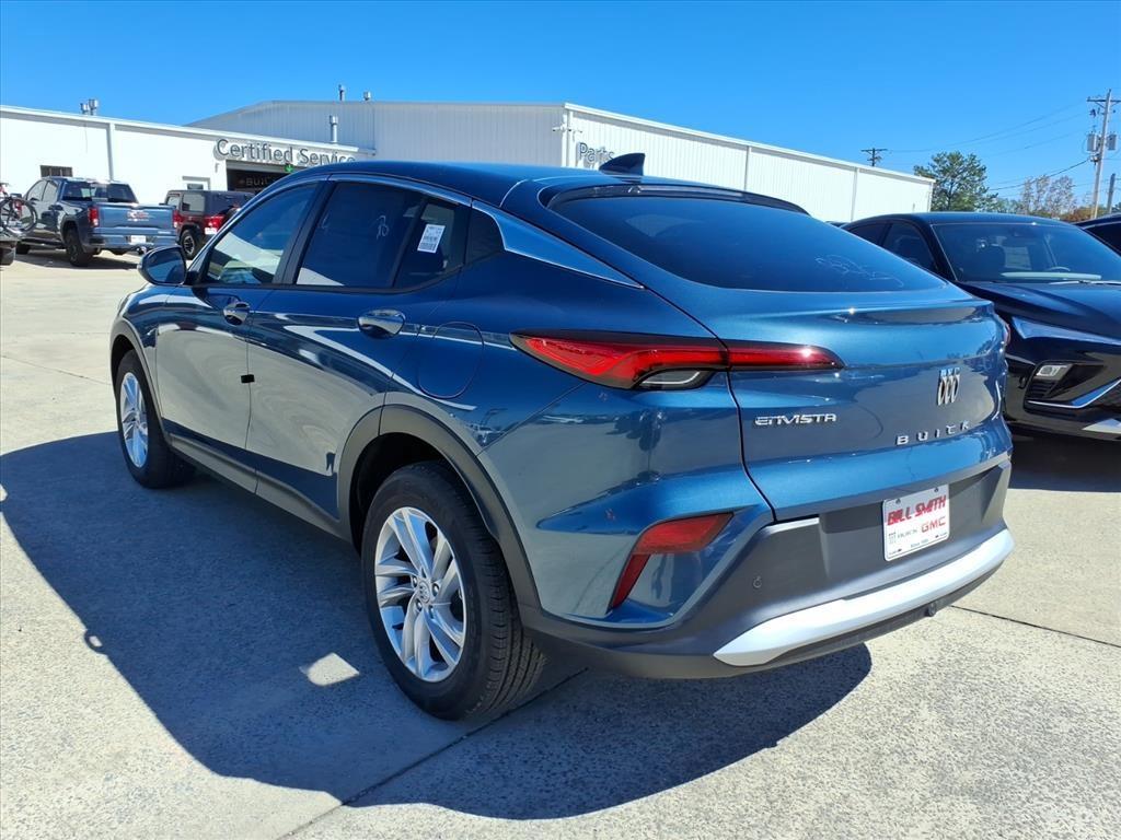 new 2025 Buick Envista car