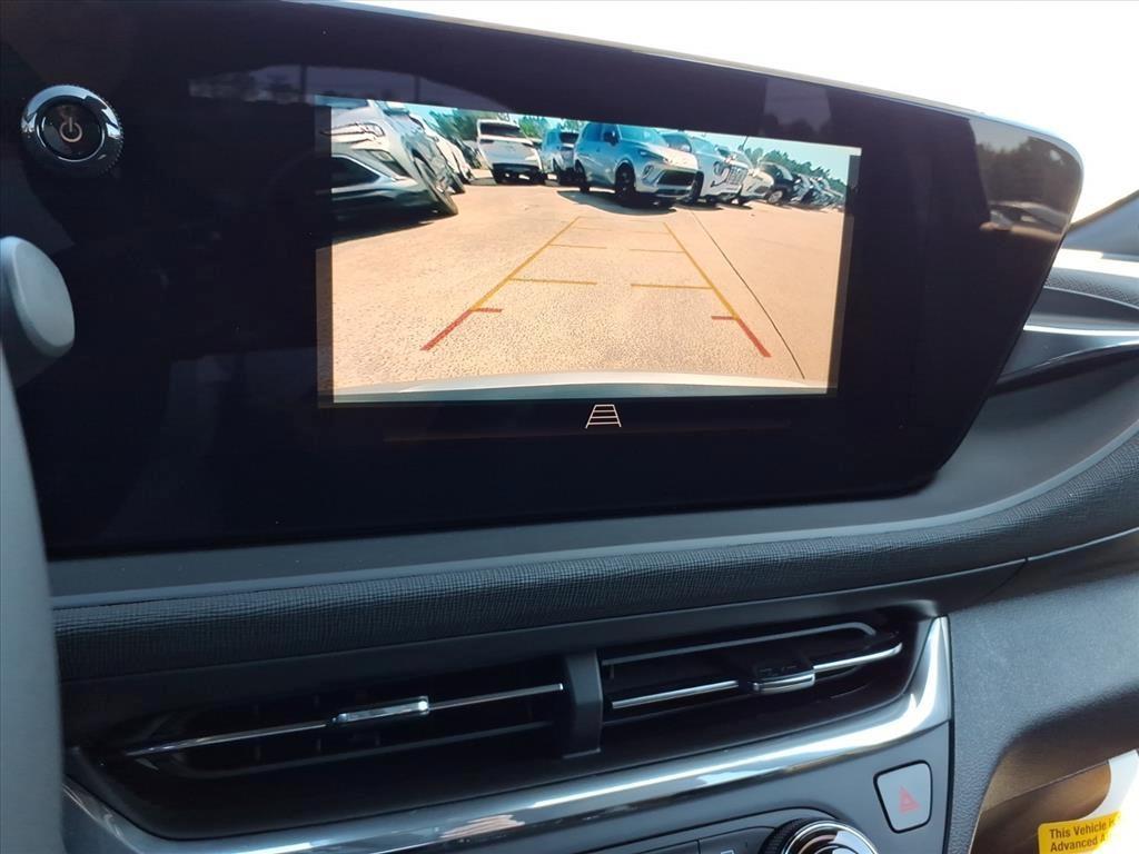 new 2025 Buick Envista car