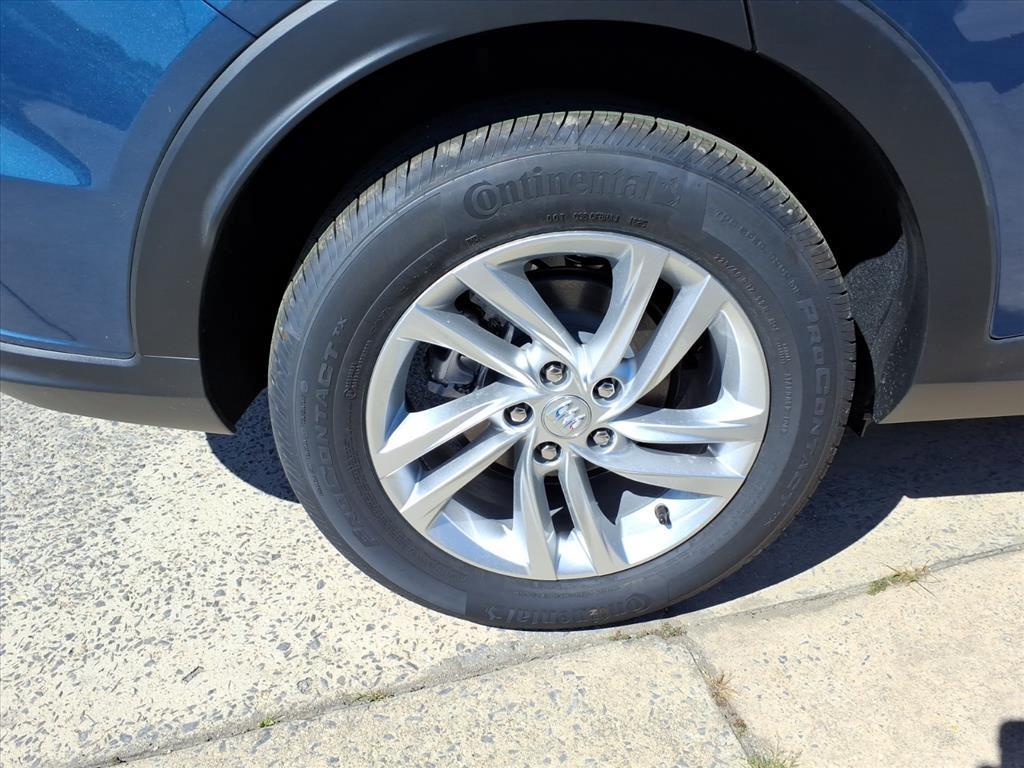 new 2025 Buick Envista car