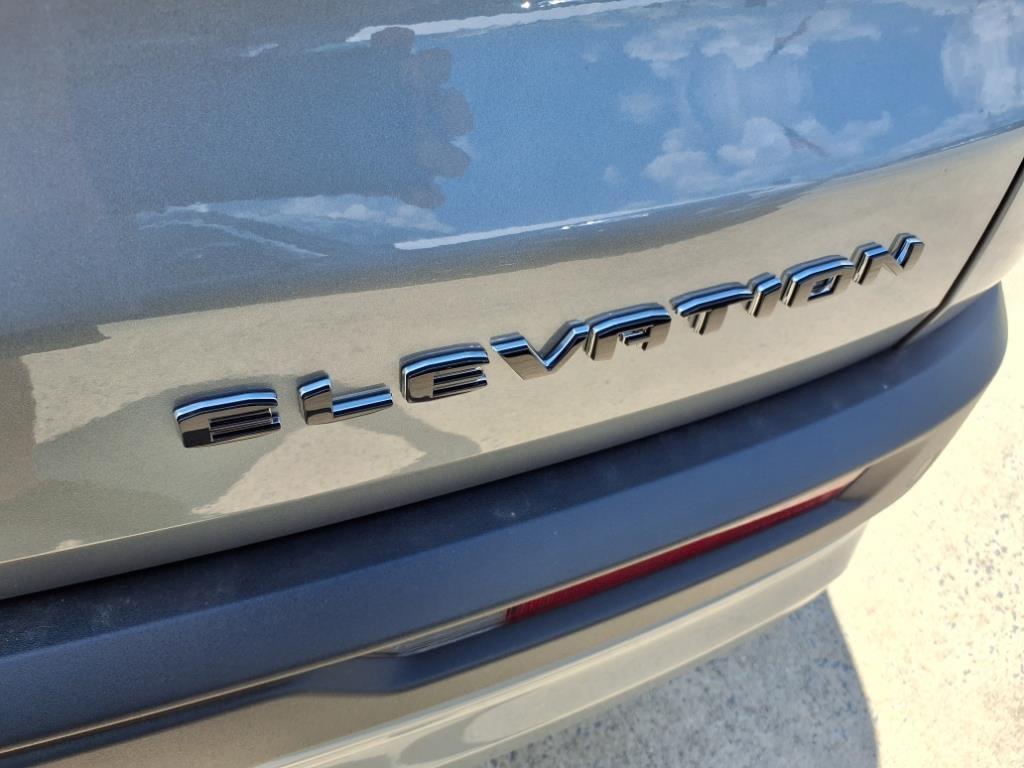 new 2025 GMC Acadia car, priced at $43,090