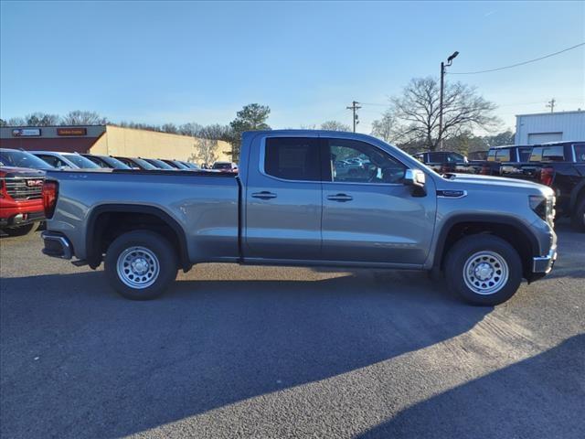 new 2025 GMC Sierra 1500 car, priced at $46,290