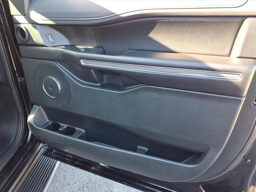 used 2020 Ford Expedition car, priced at $26,922