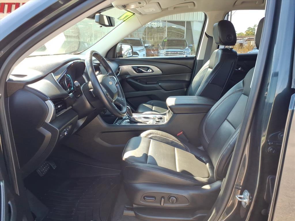 used 2019 Chevrolet Traverse car, priced at $21,999