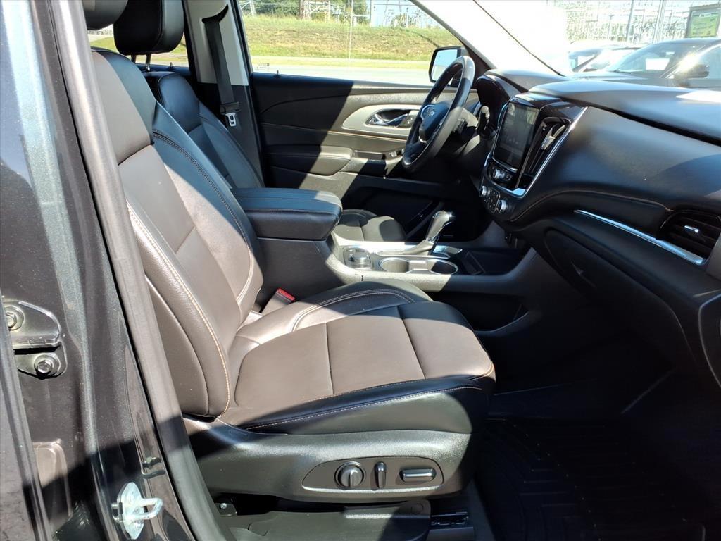used 2019 Chevrolet Traverse car, priced at $21,999