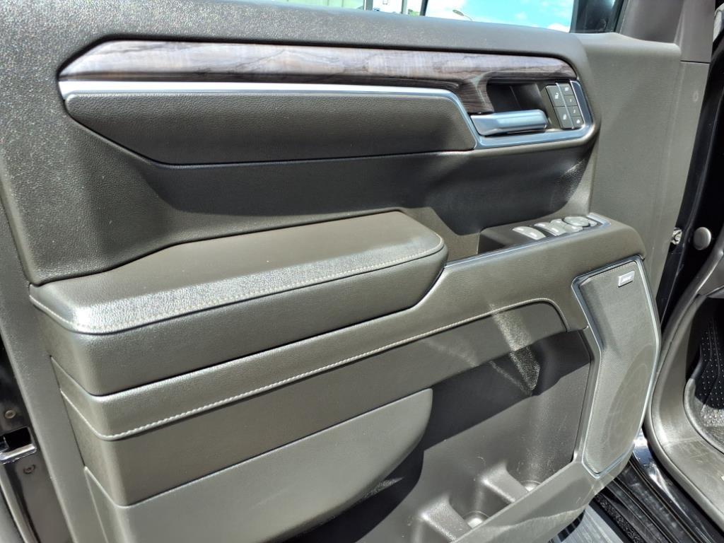 used 2022 Chevrolet Silverado 1500 car, priced at $43,897