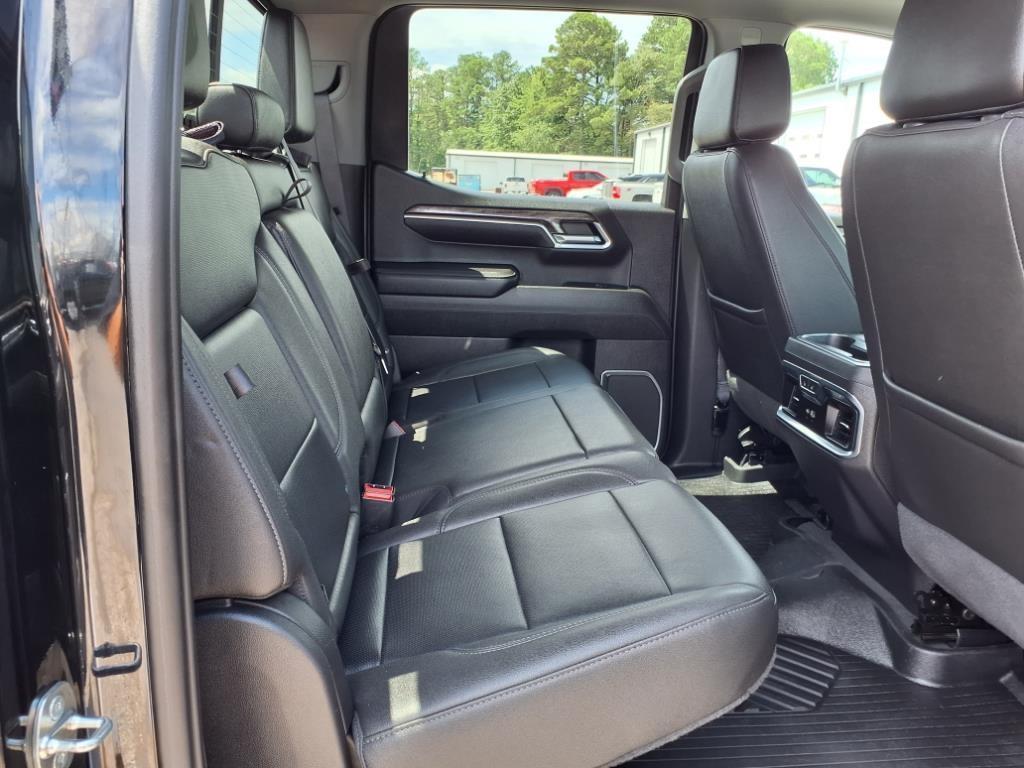 used 2022 Chevrolet Silverado 1500 car, priced at $43,897