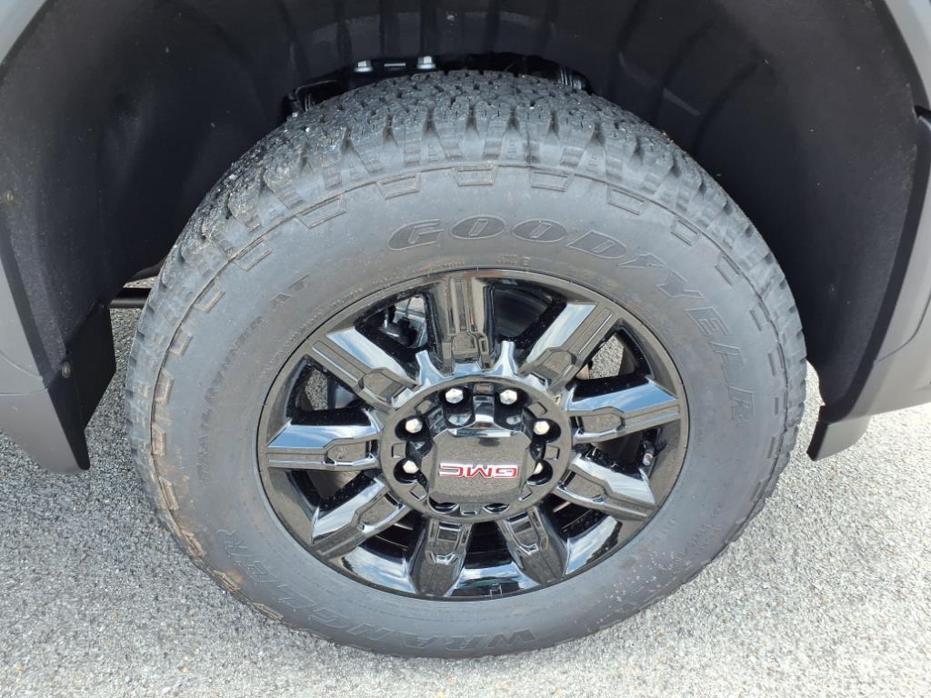 new 2025 GMC Sierra 2500 car, priced at $84,755