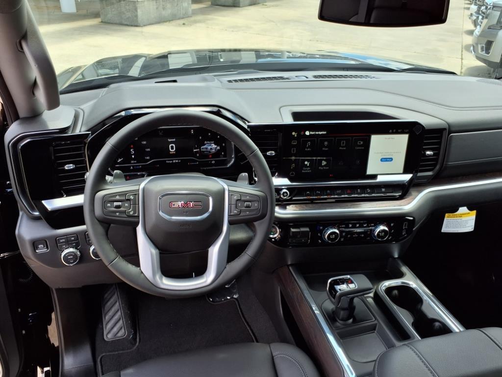 new 2025 GMC Sierra 1500 car, priced at $56,270