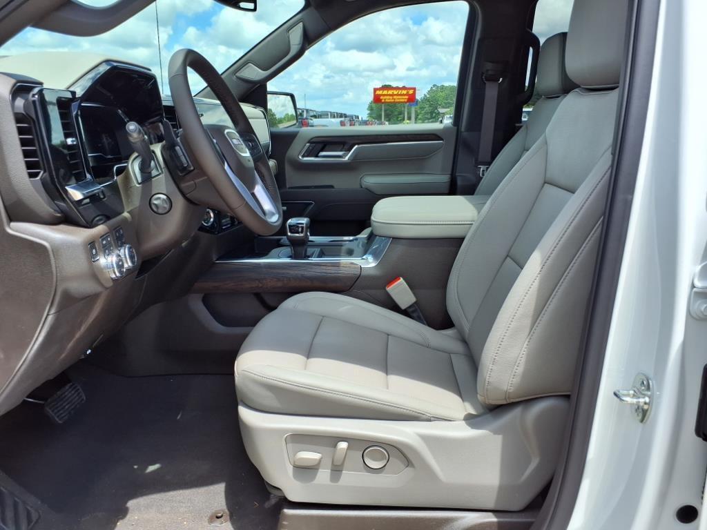 new 2025 GMC Sierra 1500 car, priced at $55,775