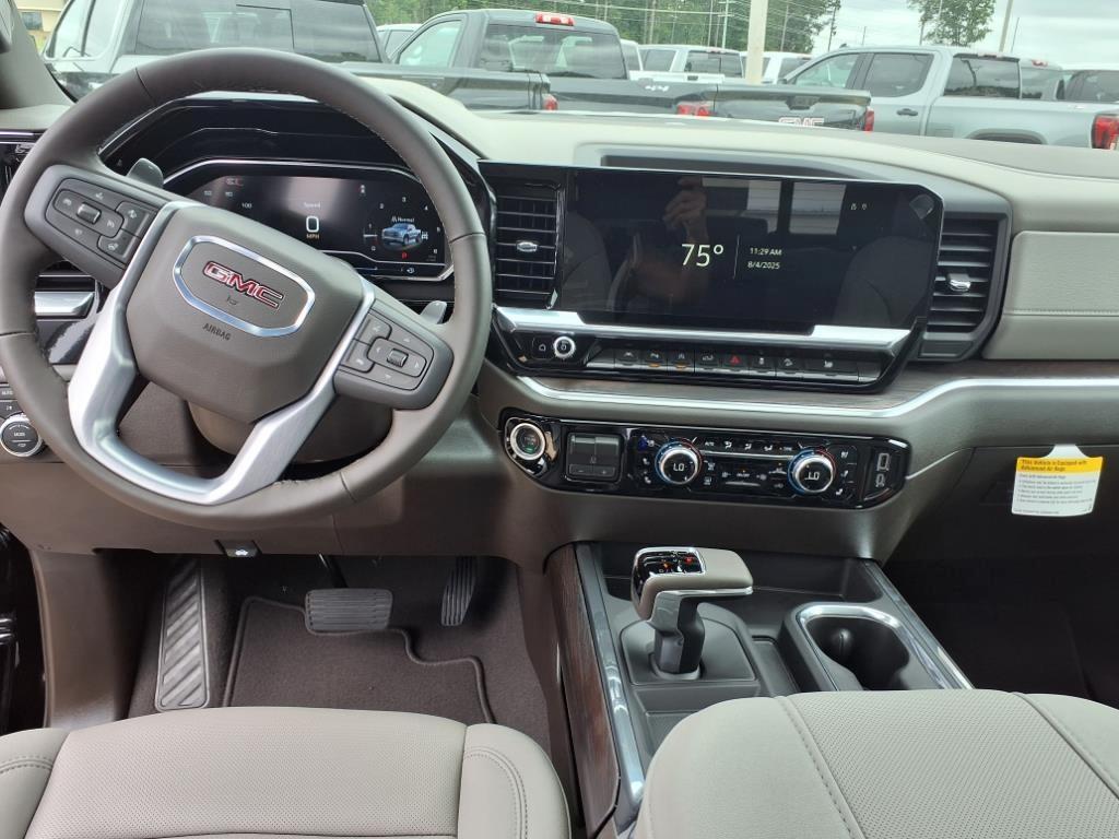 new 2025 GMC Sierra 1500 car, priced at $58,060