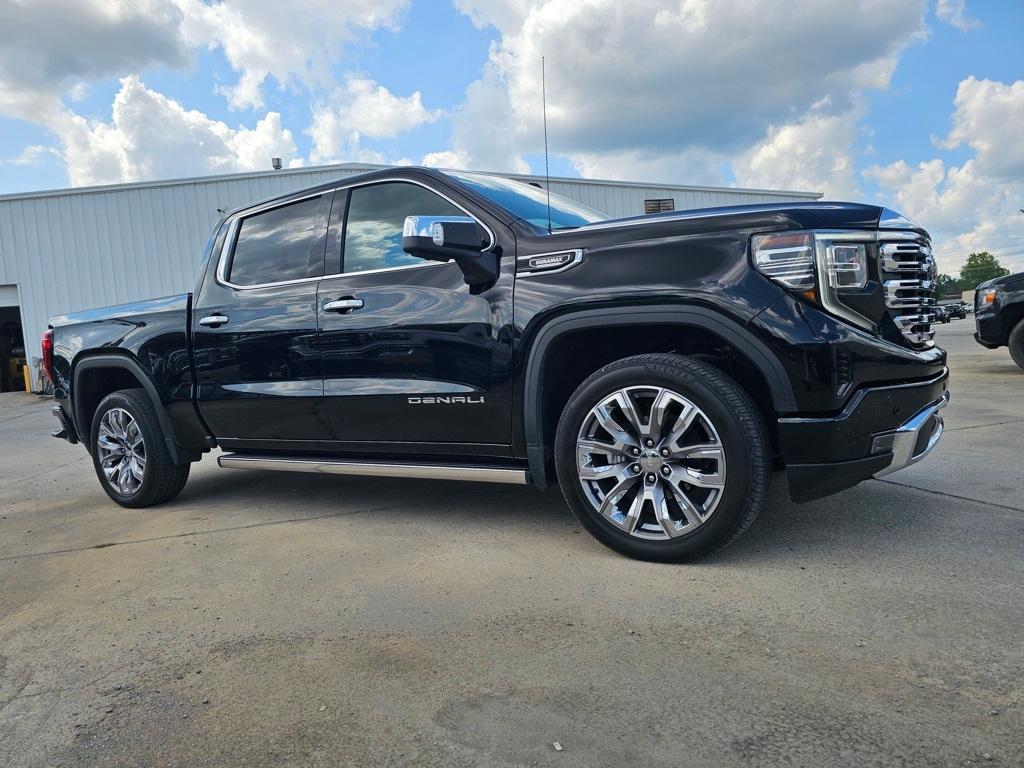 used 2024 GMC Sierra 1500 car, priced at $56,997