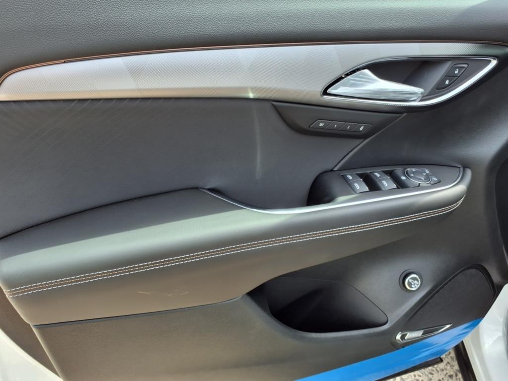 new 2025 Buick Envision car, priced at $36,745