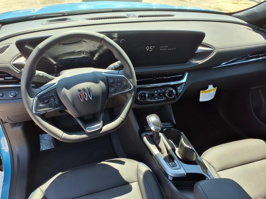 new 2025 Buick Envista car, priced at $27,035